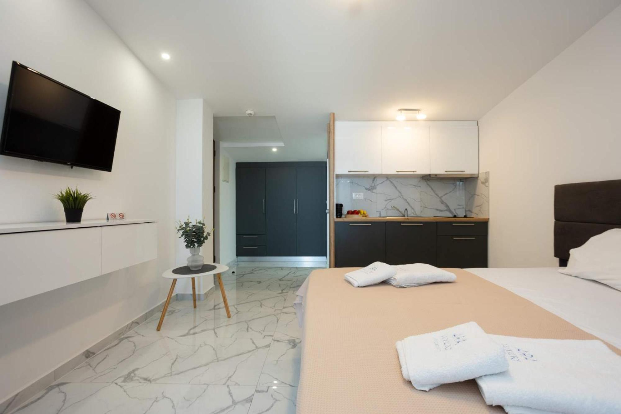 Avgerinos Apartments Πολύχρονο Εξωτερικό φωτογραφία